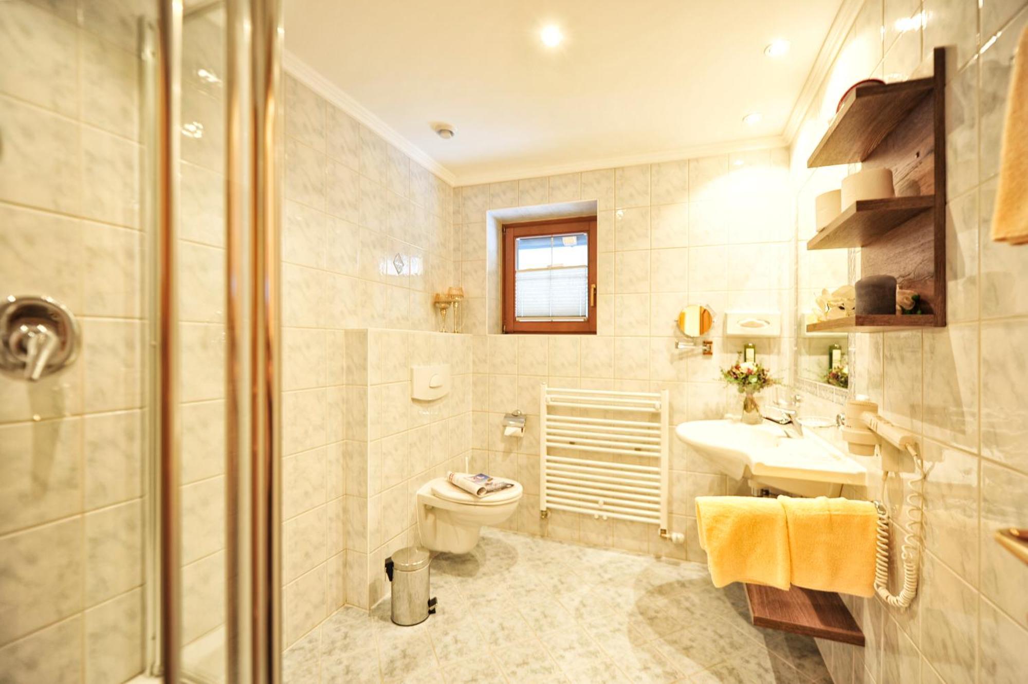 Hotel Garni Bellevue 이스크글 외부 사진