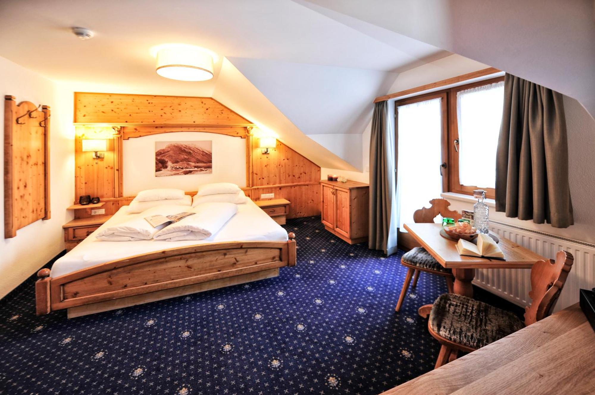Hotel Garni Bellevue 이스크글 외부 사진