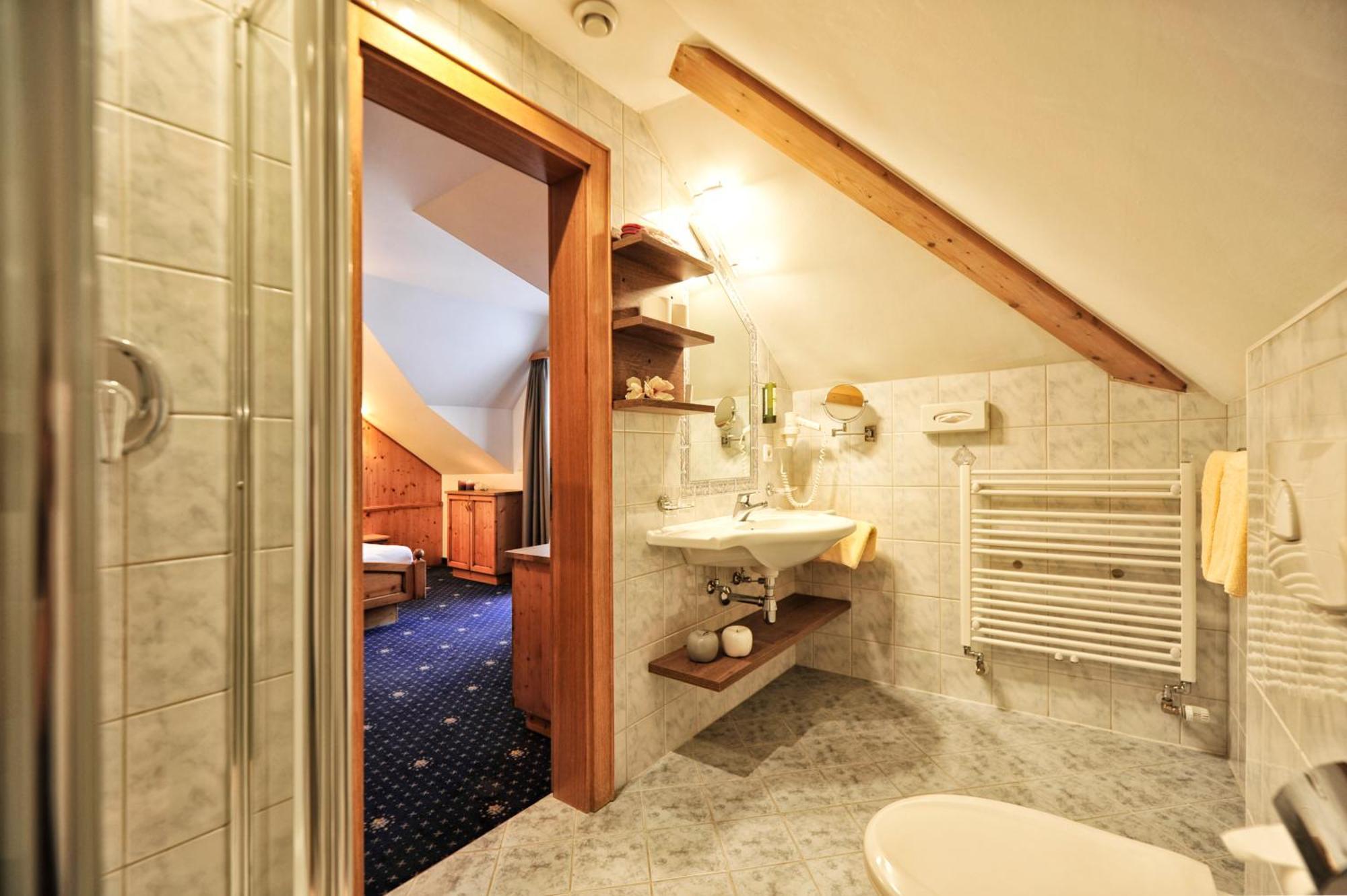 Hotel Garni Bellevue 이스크글 외부 사진